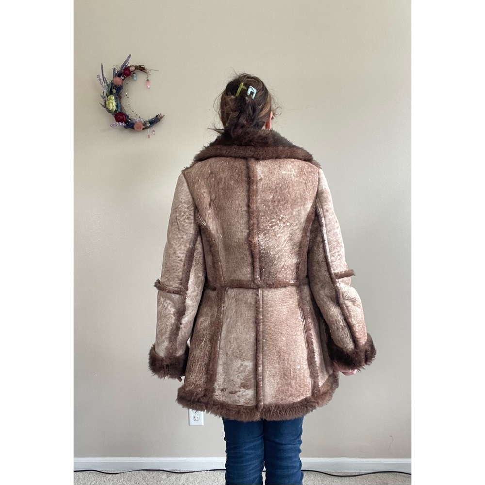 Shearling Fur Coat - image 4